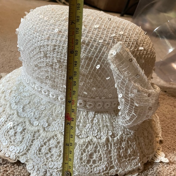 Hat - Picture 8 of 9